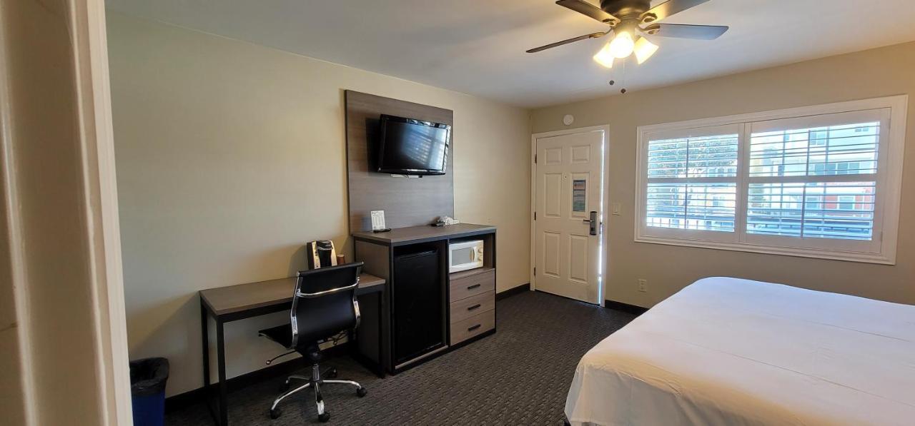 Beachwalker Inn & Suites Pismo Beach Extérieur photo