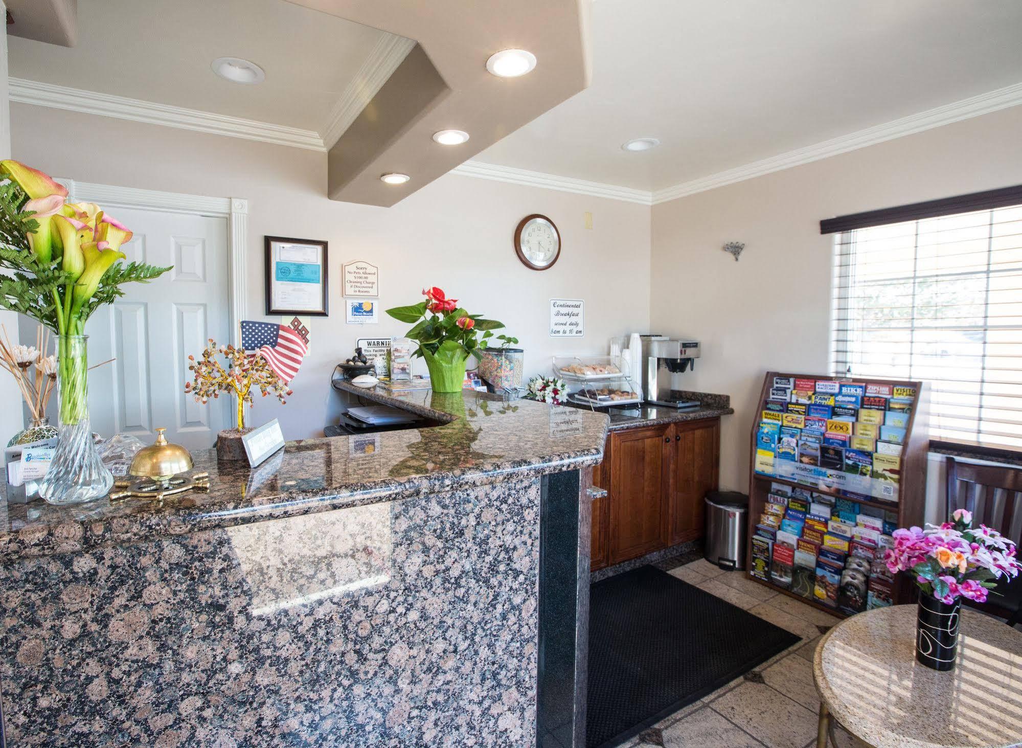 Beachwalker Inn & Suites Pismo Beach Extérieur photo